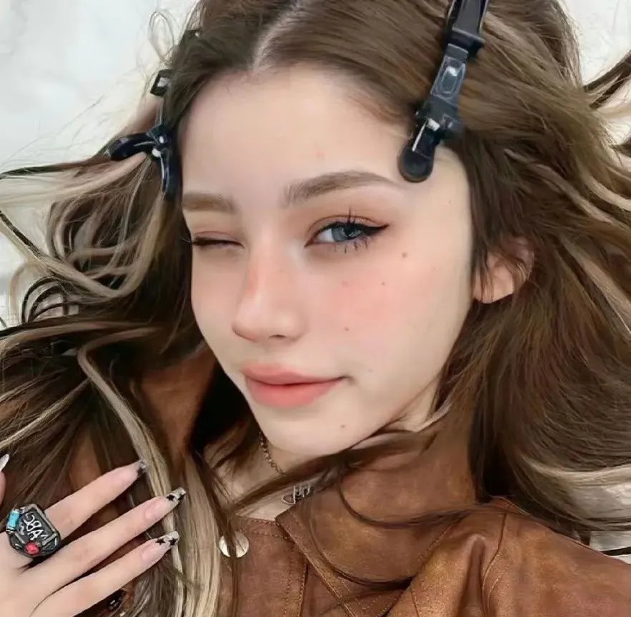黑色警戒线